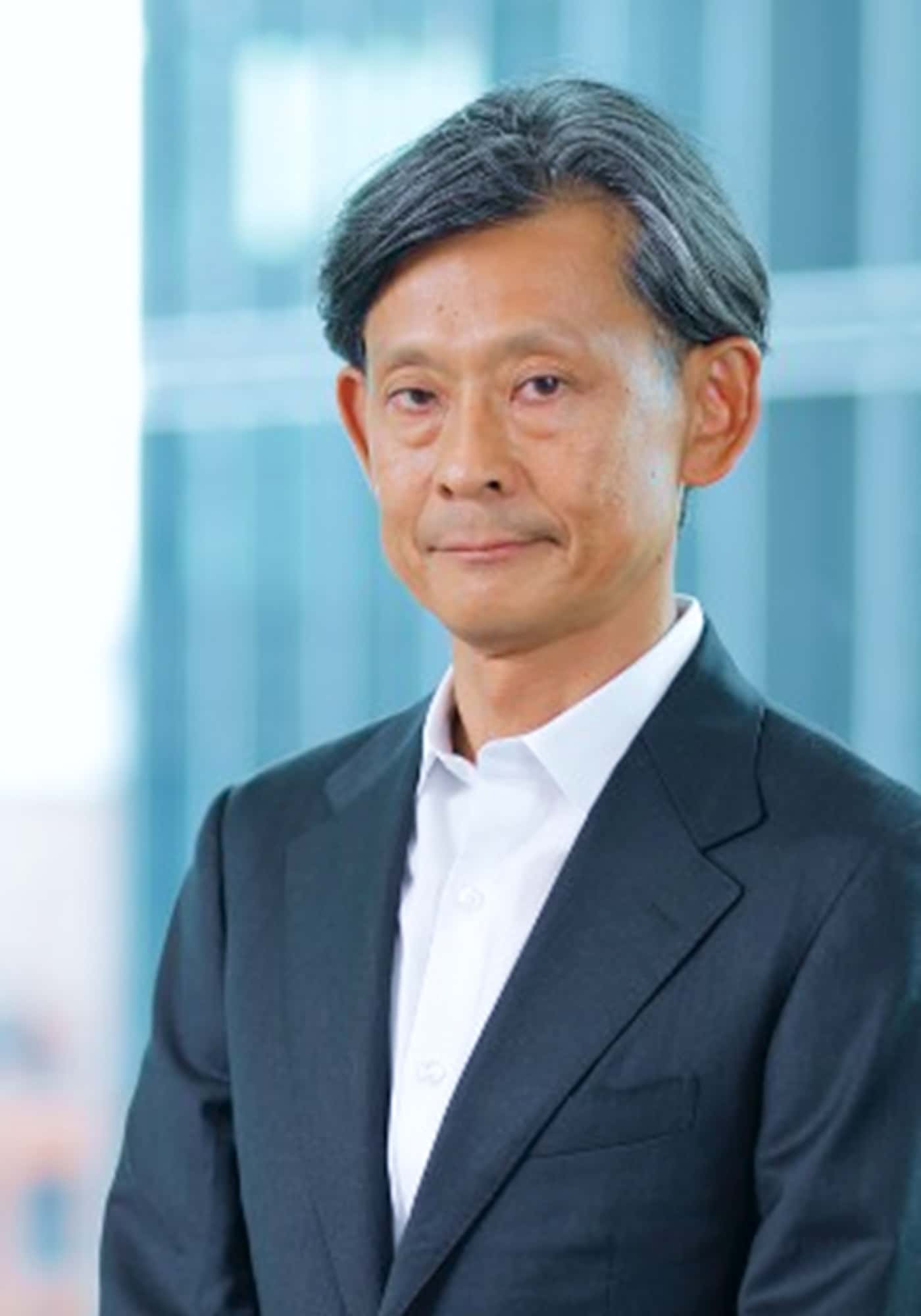 代表取締役 利重孝夫